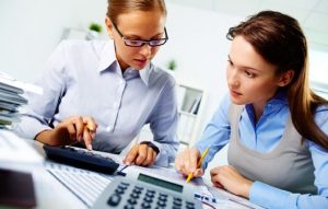 PELATIHAN Analisis Informasi Akuntansi untuk Keputusan Bisnis